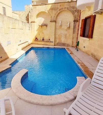 Ta Gorg Bed and Breakfast Qala Exteriör bild