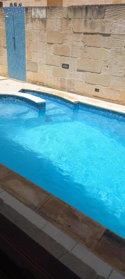 Ta Gorg Bed and Breakfast Qala Exteriör bild