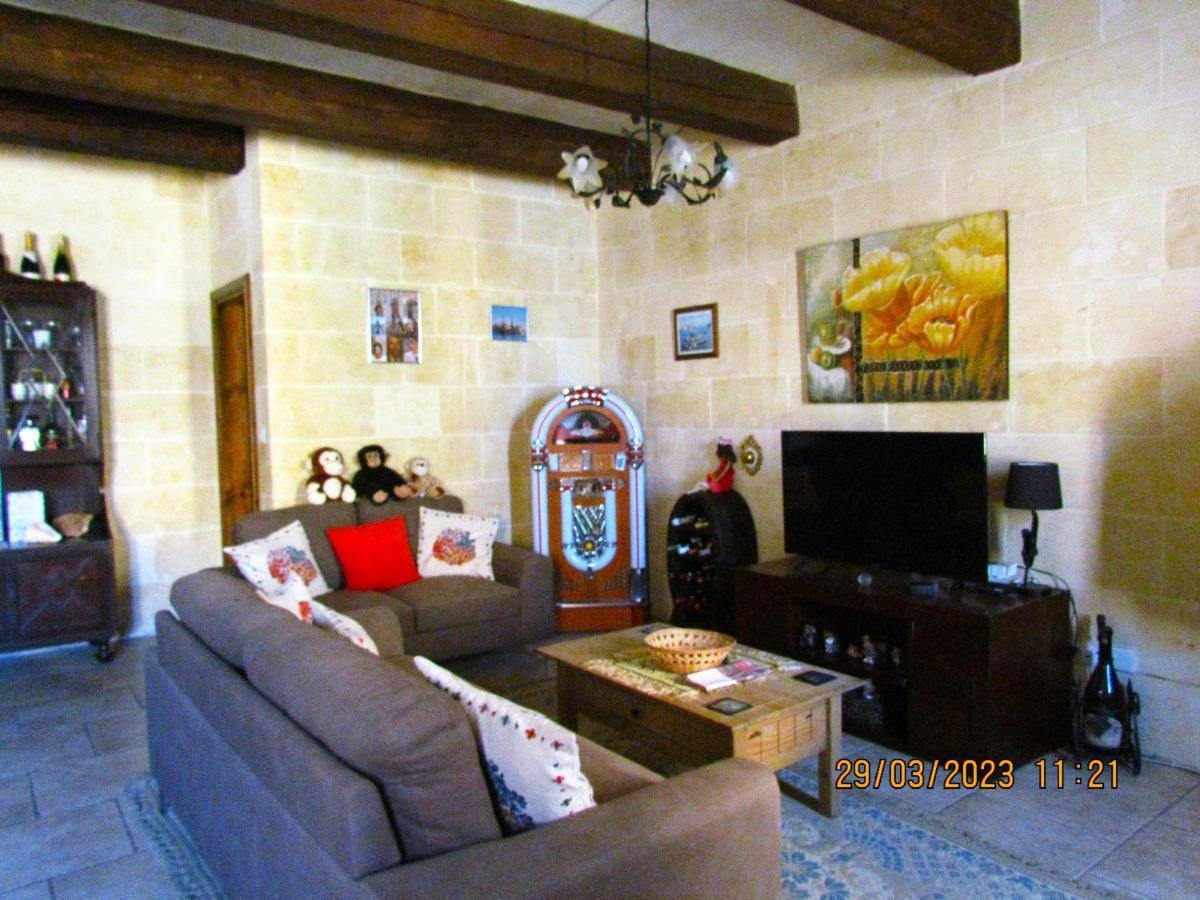 Ta Gorg Bed and Breakfast Qala Exteriör bild